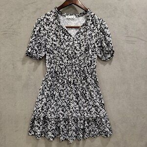 Wilde Floral V Neck Mini Dress Women's Medium Smocked‎ Waist Cottage Boho Girly